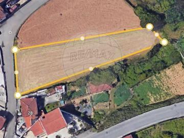 Terreno à venda em Oliveira de Azeméis