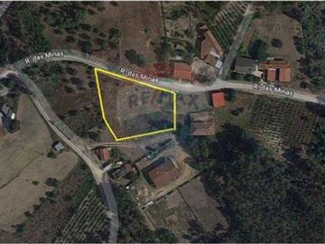 Terreno à venda em Ourém
