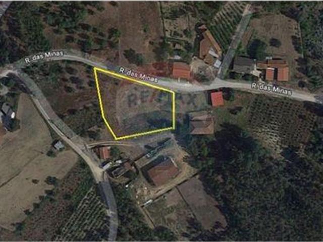 Terreno à venda em Ourém