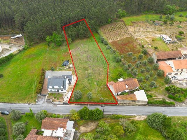 Terreno à venda em Ourém