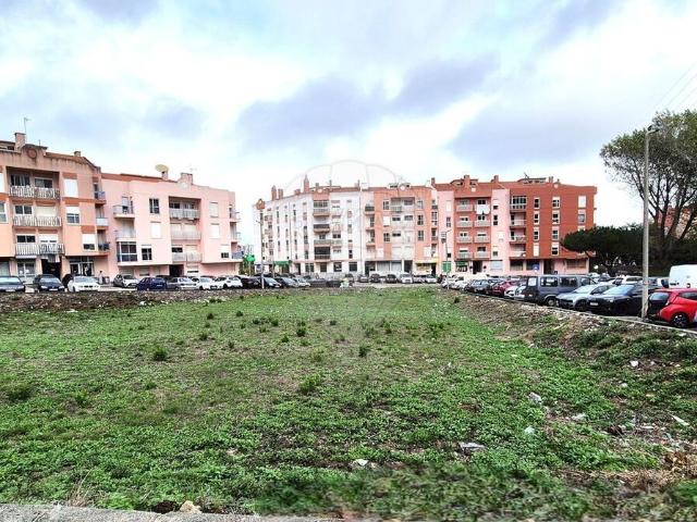 Terreno à venda em Ouressa
