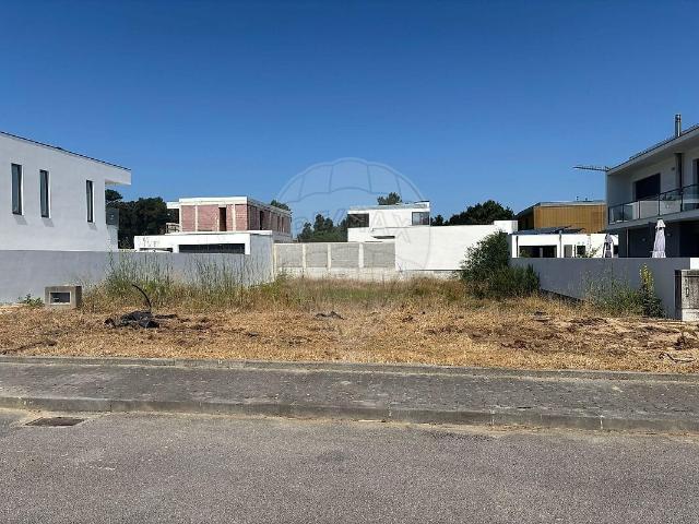 Terreno à venda em Ovar, São João, Arada e São Vicente de Pereira Jusã, Ovar RE/MAX Portugal