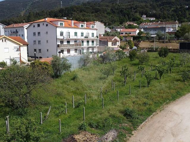 Terreno à venda em Lousã