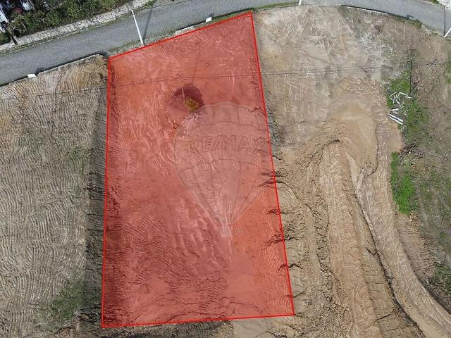 Terreno à venda em Lousada