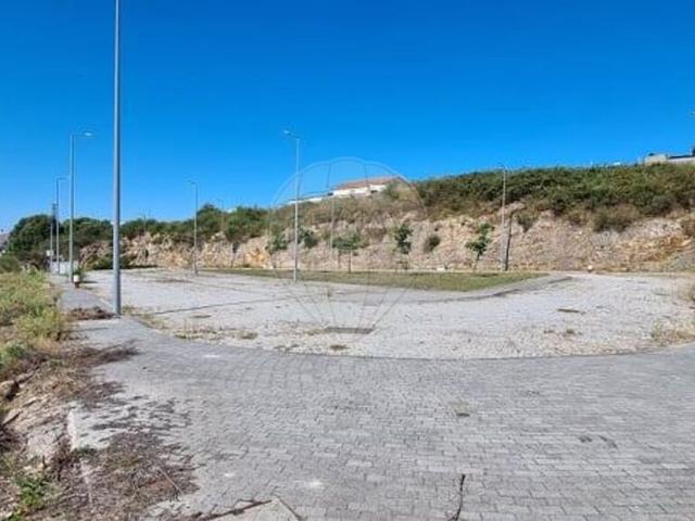 Terreno à venda em Lousada