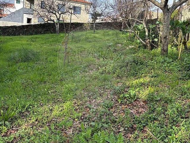 Terreno à venda em Lousado, Vila Nova de Famalicão RE/MAX Portugal