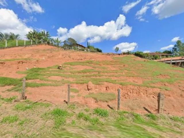 Terreno à venda em Lavras de Cima