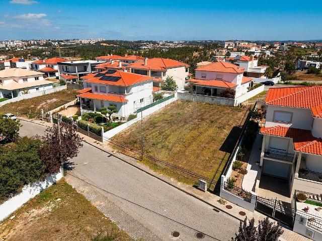 Terreno à venda em Leiria, Pousos, Barreira e Cortes, Leiria RE/MAX Portugal