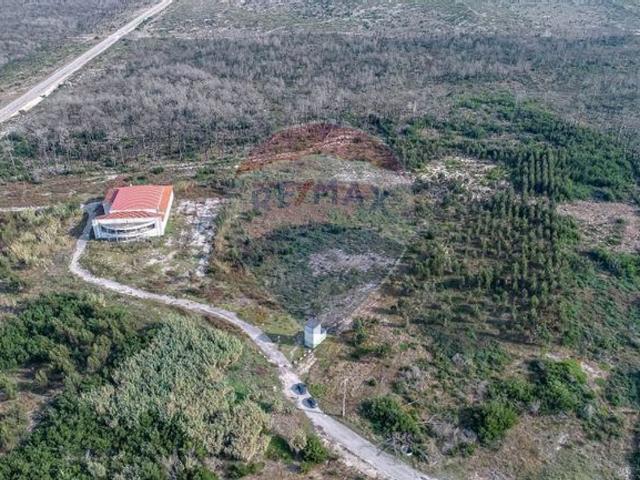 Terreno à venda em Leiria