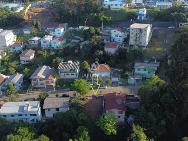 Terreno à venda em Licorsul
