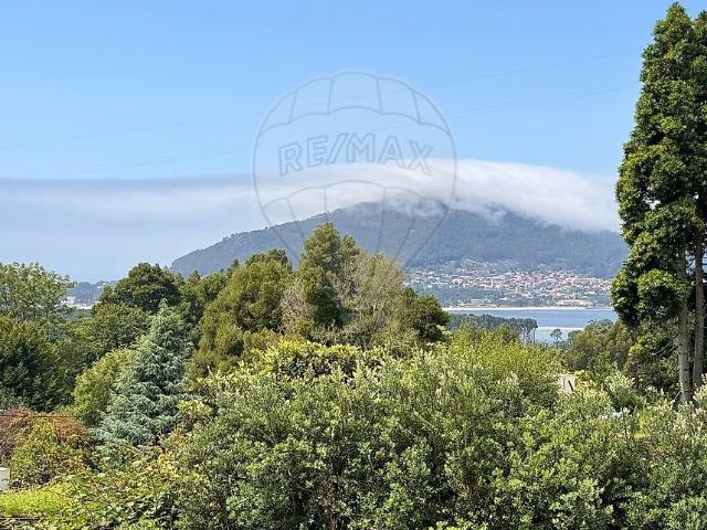 Terreno à venda em Moledo e Cristelo, Caminha RE/MAX Portugal