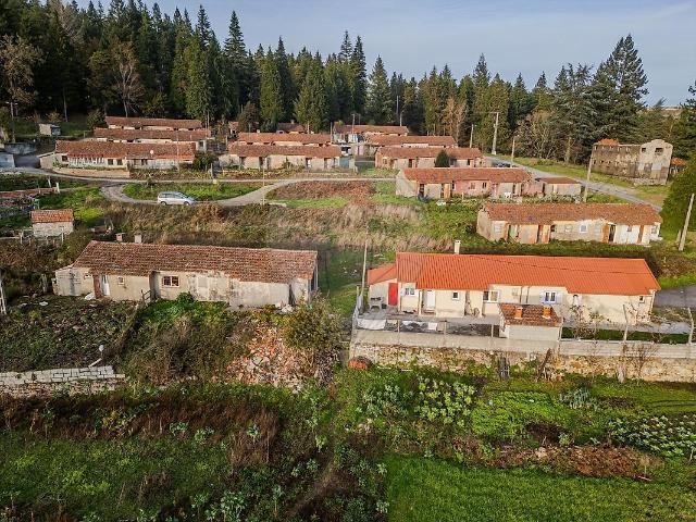 Terreno à venda em Montalegre