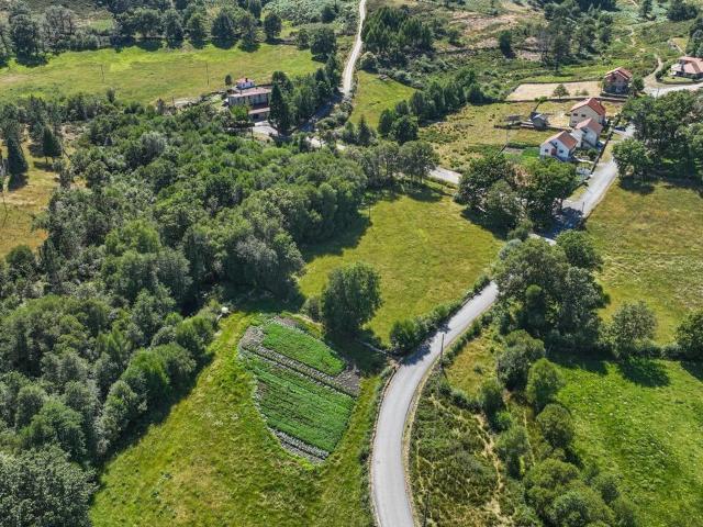 Terreno à venda em Montalegre