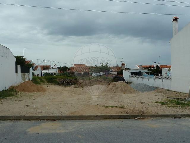Terreno à venda em Monte da Pedra, Crato RE/MAX Portugal