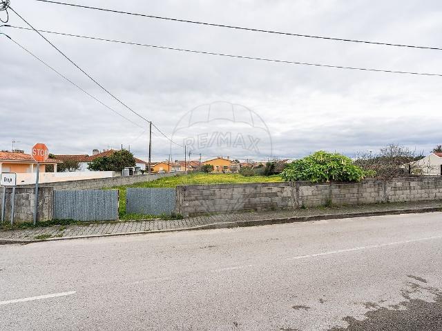 Terreno à venda em Monte Real e Carvide, Leiria RE/MAX Portugal