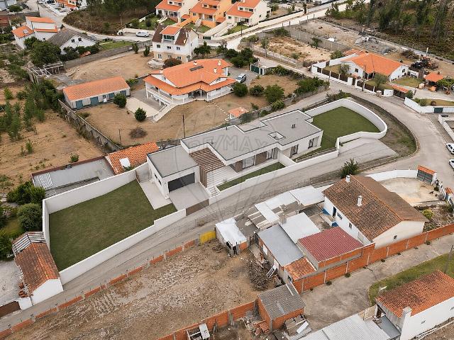 Terreno à venda em Monte Real e Carvide, Leiria RE/MAX Portugal