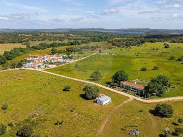 Terreno à venda em Montemor o Novo