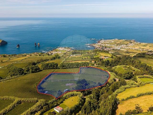 Terreno à venda em Mosteiros, Ponta Delgada RE/MAX Portugal