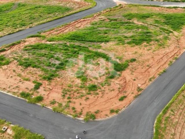 terreno à venda em Mato Dentro
