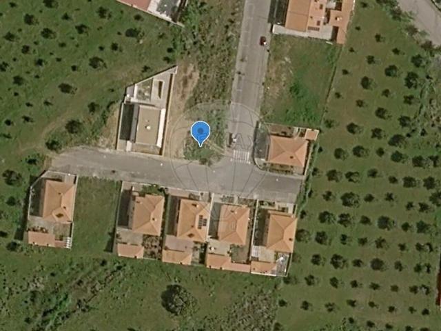 Terreno à venda em Macedo de Cavaleiros, Macedo de Cavaleiros RE/MAX Portugal
