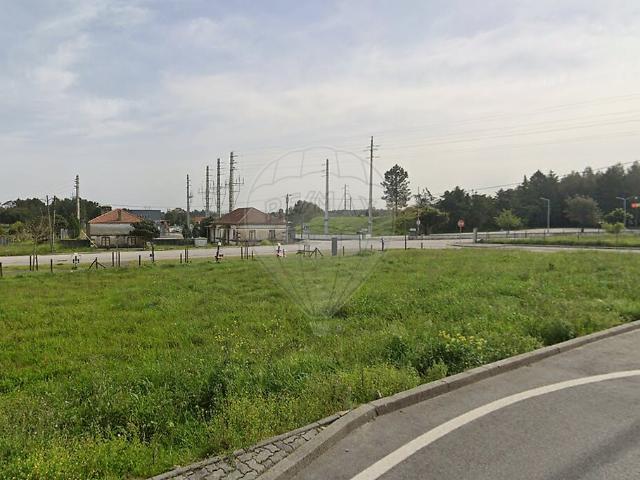 Terreno à venda em Maceira, Leiria RE/MAX Portugal