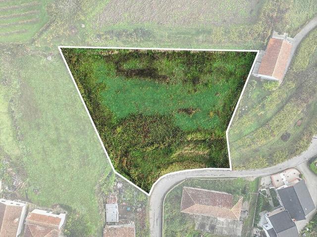 Terreno à venda em Macieira da Lixa e Caramos, Felgueiras RE/MAX Portugal