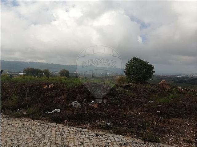 Terreno à venda em Maiorga, Alcobaça RE/MAX Portugal