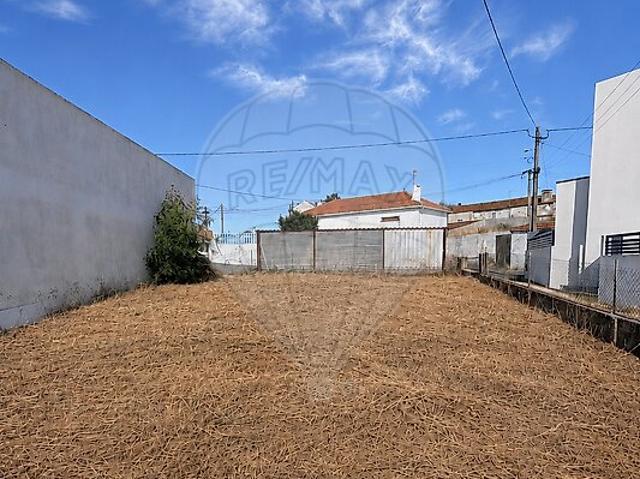 Terreno à venda em Malveira e São Miguel de Alcainça, Mafra RE/MAX Portugal