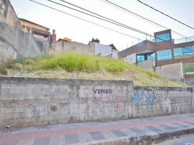 Terreno à venda em Mangabeiras