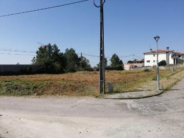 Terreno à venda em Mangualde