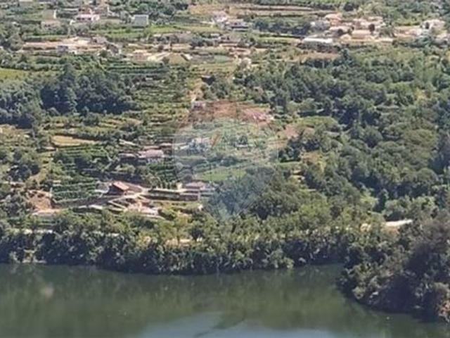 Terreno à venda em Marco de Canaveses