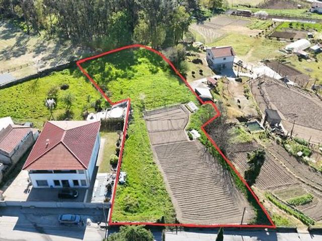 Terreno à venda em Margaride Santa Eulália, Várzea, Lagares, Varziela e Moure, Felgueiras RE/MAX Portugal
