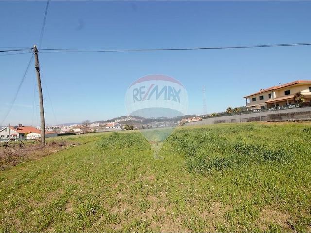 Terreno à venda em Margaride Santa Eulália, Várzea, Lagares, Varziela e Moure, Felgueiras RE/MAX Portugal