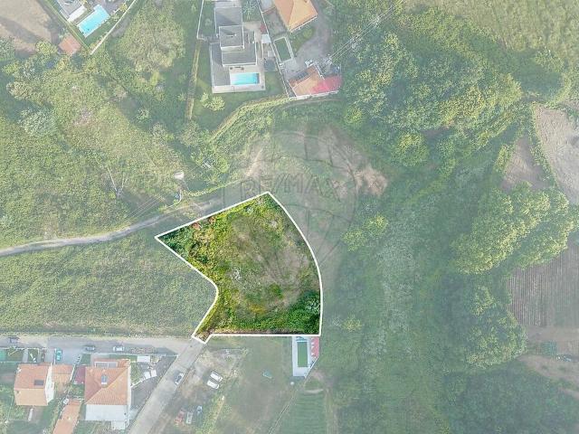 Terreno à venda em Margaride Santa Eulália, Várzea, Lagares, Varziela e Moure, Felgueiras RE/MAX Portugal