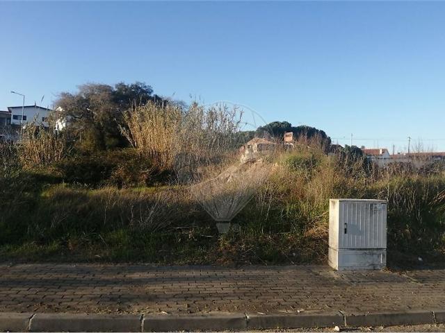 Terreno à venda em Marrazes e Barosa, Leiria RE/MAX Portugal