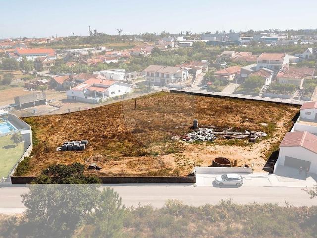 Terreno à venda em Marrazes e Barosa, Leiria RE/MAX Portugal