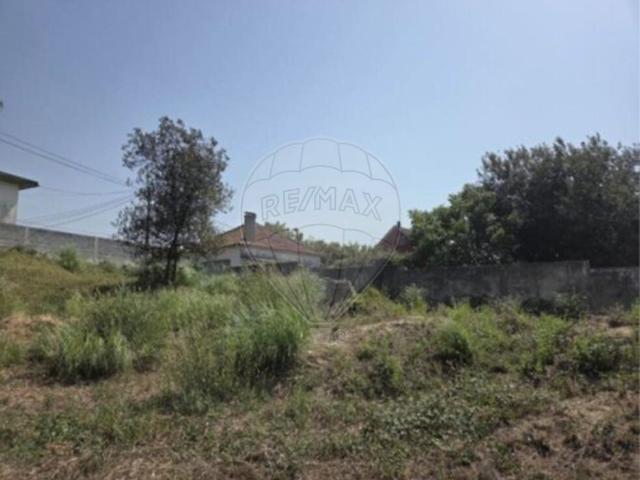 Terreno à venda em Marrazes e Barosa, Leiria RE/MAX Portugal
