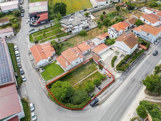 Terreno à venda em Marrazes e Barosa, Leiria RE/MAX Portugal