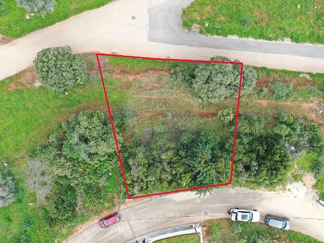 Terreno à venda em Mexilhoeira Grande, Portimão RE/MAX Portugal
