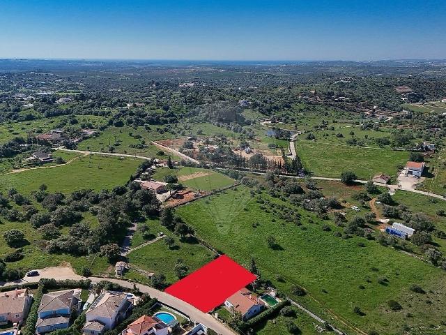 Terreno à venda em Mexilhoeira Grande, Portimão RE/MAX Portugal
