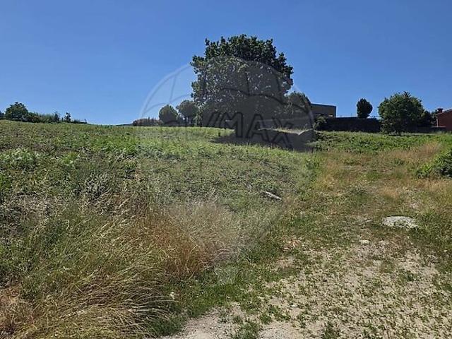 Terreno à venda em Meixomil, Paços de Ferreira RE/MAX Portugal