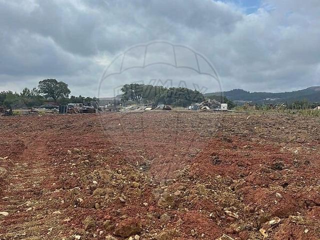 Terreno à venda em Milharado, Mafra RE/MAX Portugal