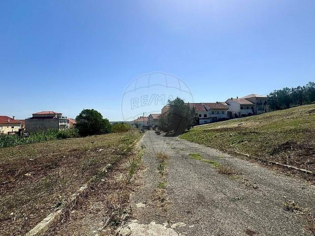 Terreno à venda em Mina de Água, Amadora RE/MAX Portugal