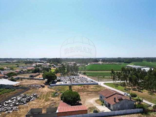 Terreno à venda em Mira
