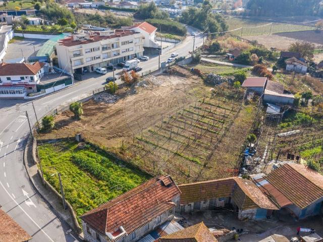 Terreno à venda em Nogueira
