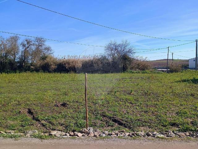 Terreno à venda em Nossa Senhora das Neves, Beja RE/MAX Portugal