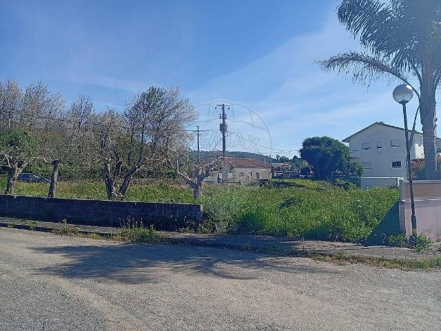 Terreno à venda em Navió e Vitorino dos Piães, Ponte de Lima RE/MAX Portugal