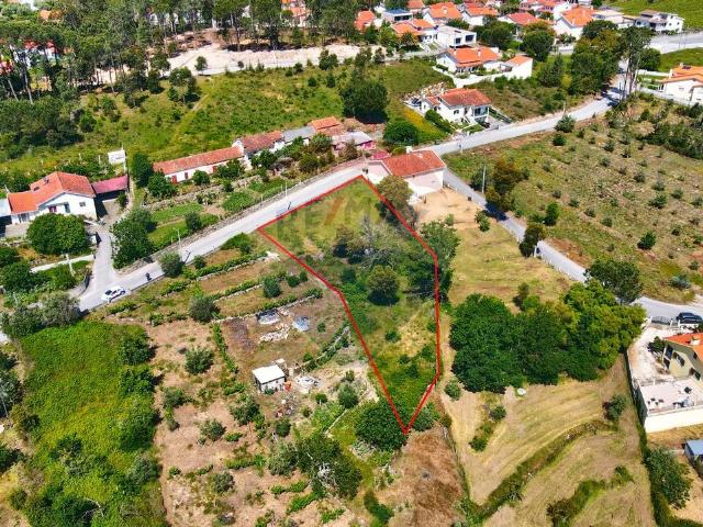 Terreno à venda em Nelas