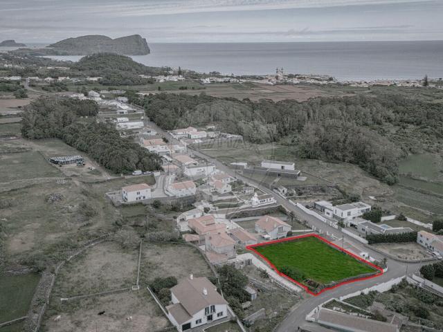 Terreno à venda em São Mateus, Angra do Heroísmo RE/MAX Portugal