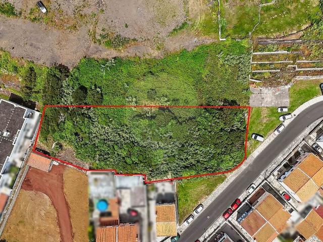 Terreno à venda em São Mateus, Angra do Heroísmo RE/MAX Portugal